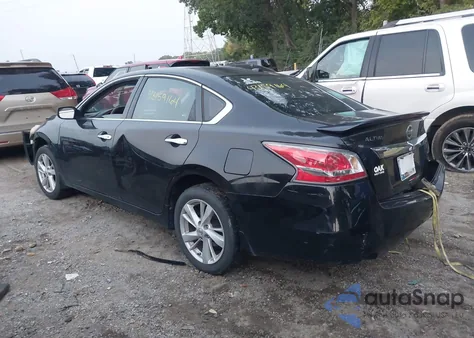 2015 Nissan Altima 2.5 Sv z USA, uszkodzony, nr VIN 1N4AL3AP8FC418585